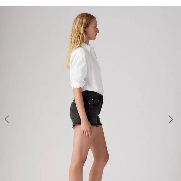 Levi's 501 Original Fit High-Waisted Black Jean Shorts Distressed - Picture 4 of 12